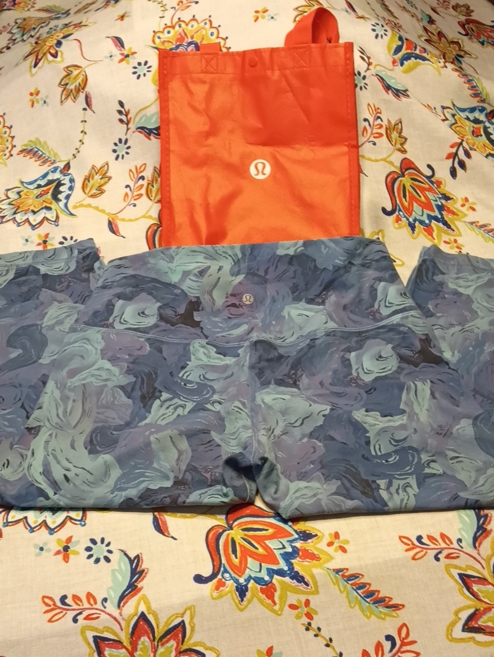 Lululemon Sz 12 Capris